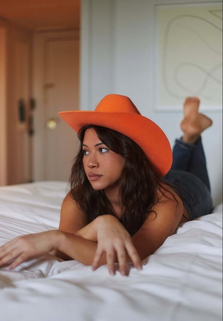 Julia Kelly free star images