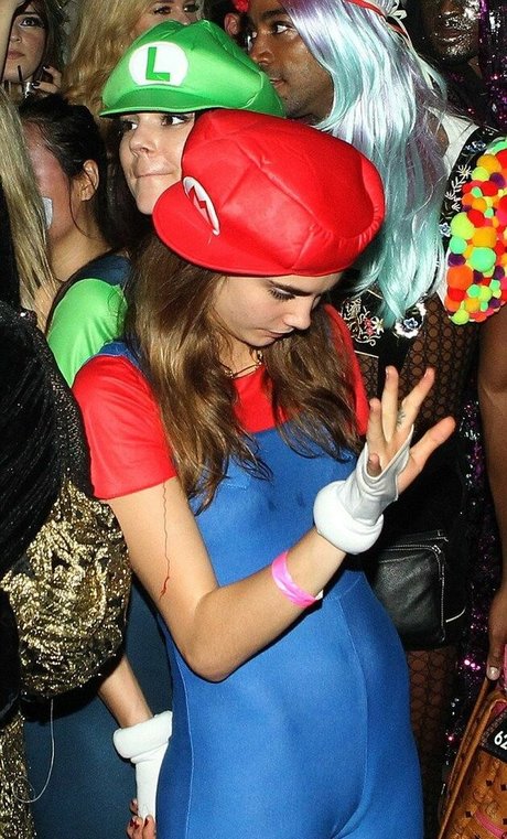 shemale fucks girl onlyfans free xxx picture