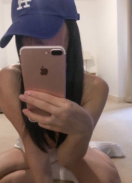 onesweetbee sexy actress photo