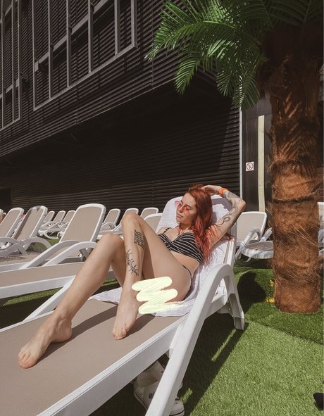 denlyasha porn star photo