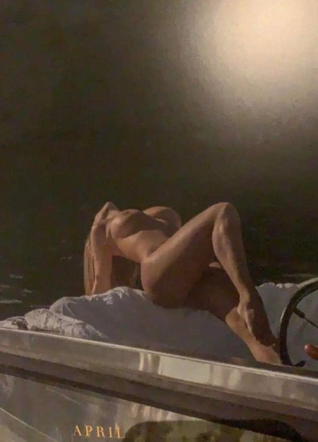 Luna Stevens model xxx pic