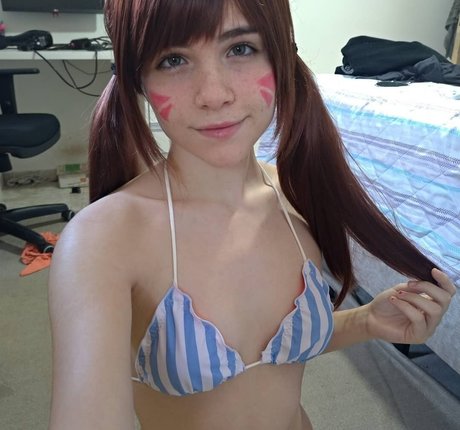 cristinysam perfect actress gallery