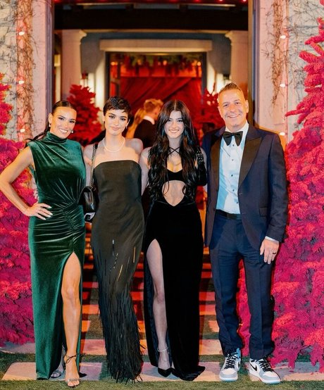 lesbian massage onlyfans hd gallery