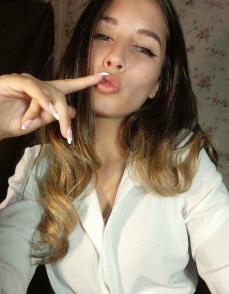 cute kate kitty pornstar erotic pics