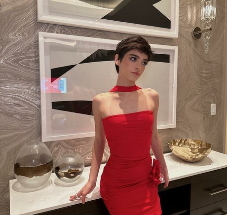 Dixie D Amelio naked pornstar photo