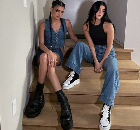 Dixie D Amelio model xxx pic