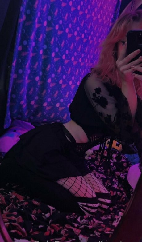 faexbear actress photos