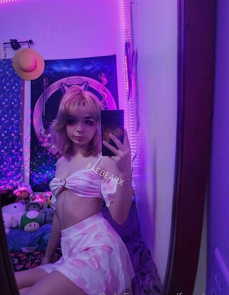 faexbear star top image