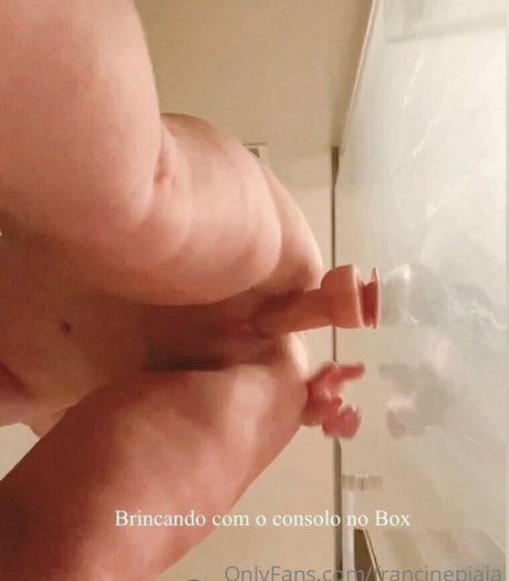 Francine Piaia naked model images