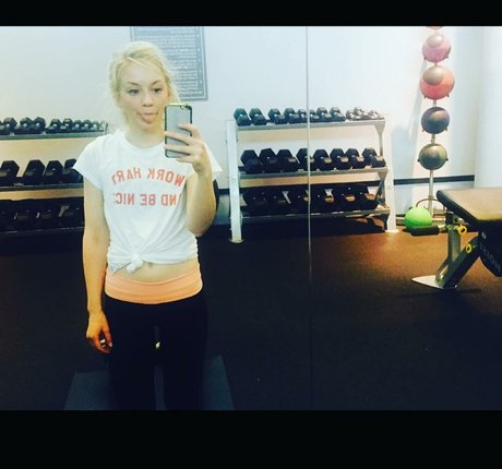 Emily Kinney beautiful model images