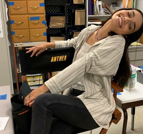 Rachel Zegler model perfect galleries