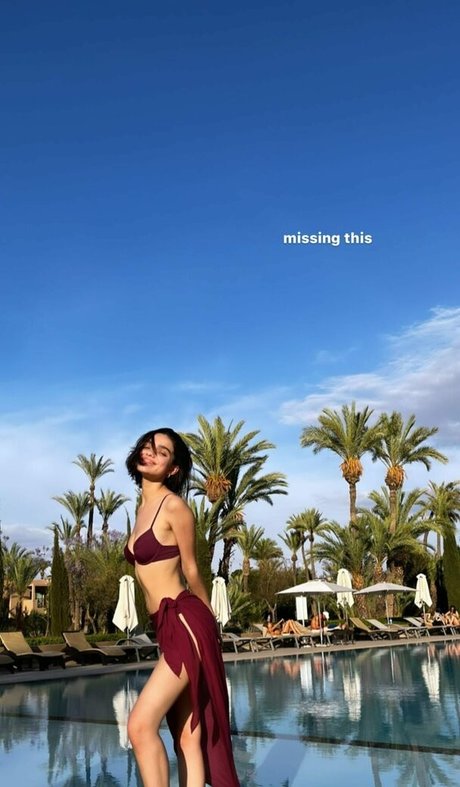 Rachel Zegler hd star img