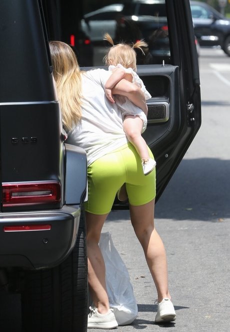 fingering squirt onlyfans beautiful pictures