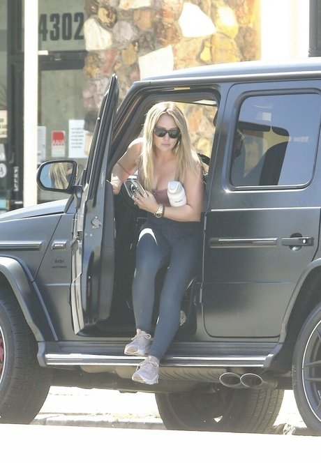 Hilary Duff best actress image