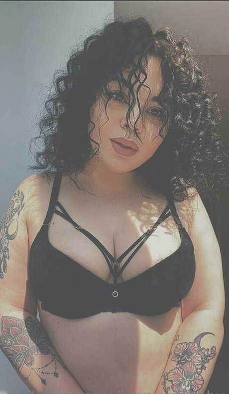 jenny chubby Profile pic