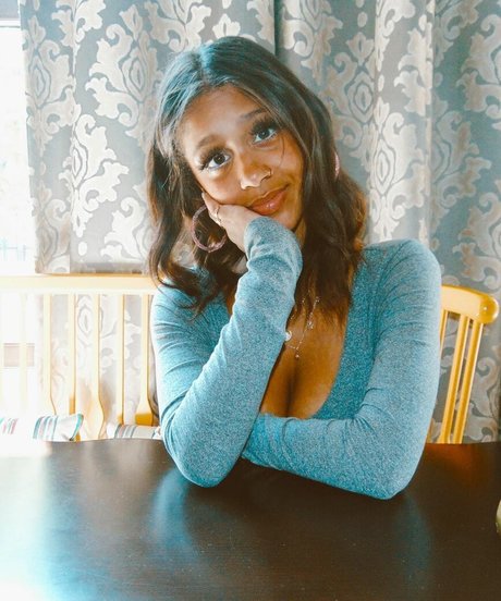 Lyla Troglin hot pornstar pic