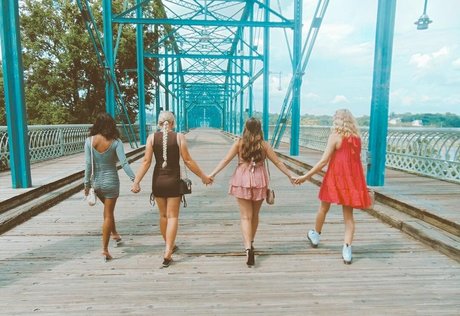 Lyla Troglin model hd img