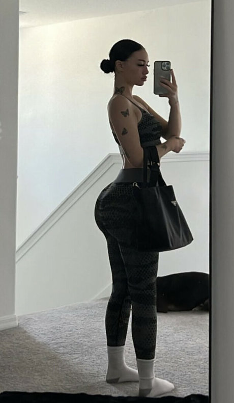 Auhneesh Nicole pornstar sexy photo