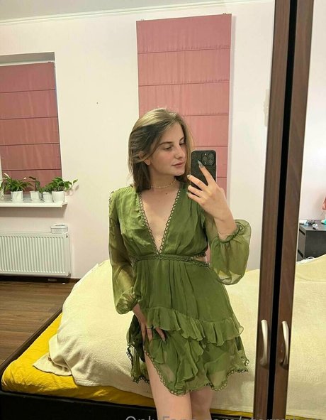 stormibee high quality pornstar archive