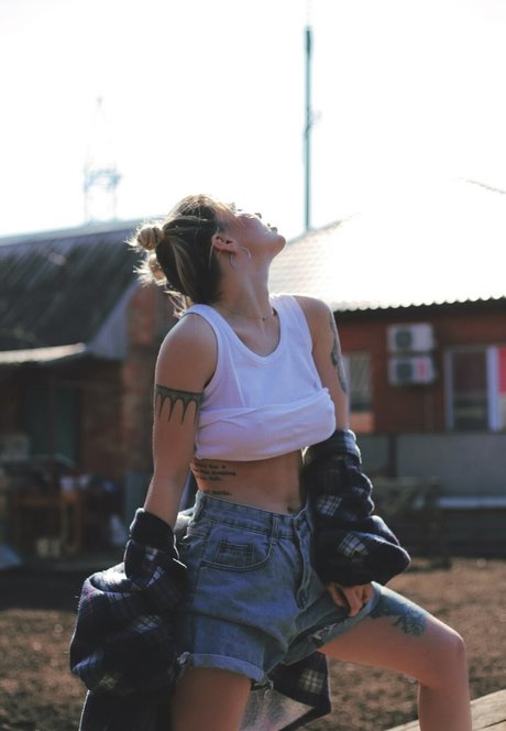 pregnant asian onlyfans pretty img