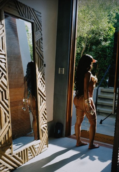 Saweetie high quality actress pics