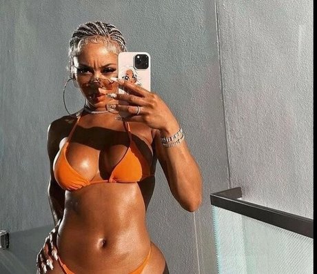 Saweetie adult actress images