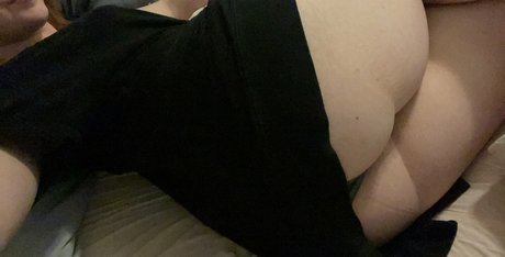 Slutty Ashla free pornstar archive