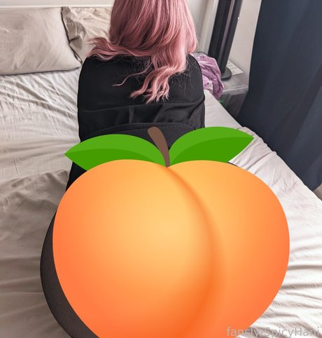 SpicyHani model exclusive photo