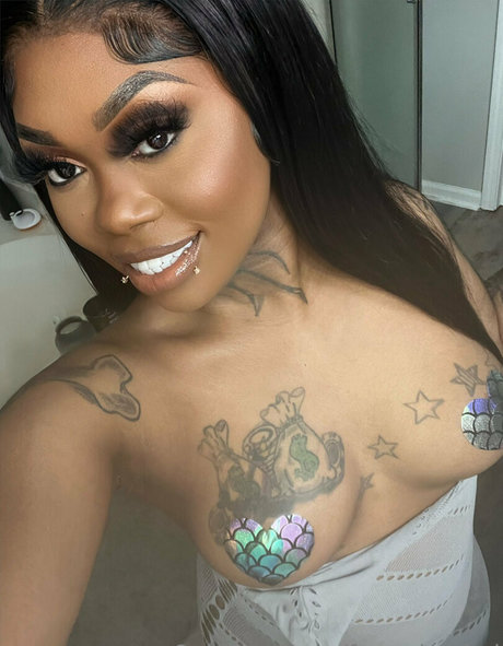 fmereloaded xxx star img