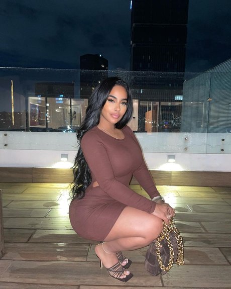 Ayisha Diaz top model galleries