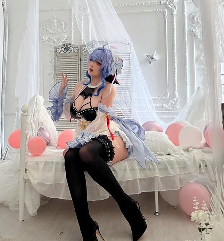 Takomayuyi xxx model image