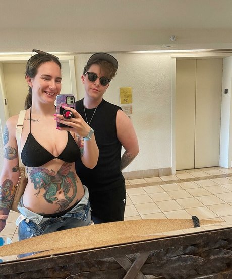 Try Channel Girls art model images