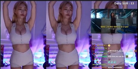 mature slut onlyfans art naked photo