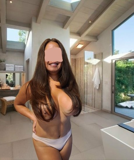 HotJade naked pornstar photo