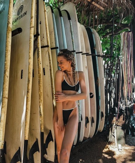 Lea Pietsch top model image