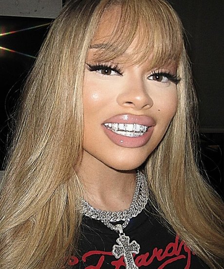 shaved onlyfans adult archive