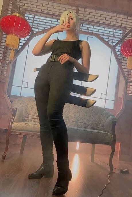 female influencer onlyfans free porn gallery