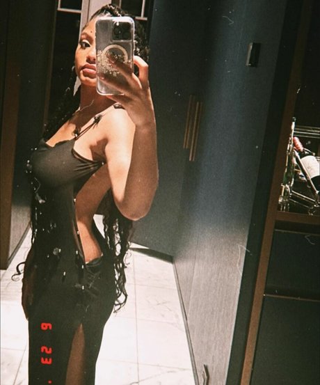 Halle Bailey pornstar xxx pictures