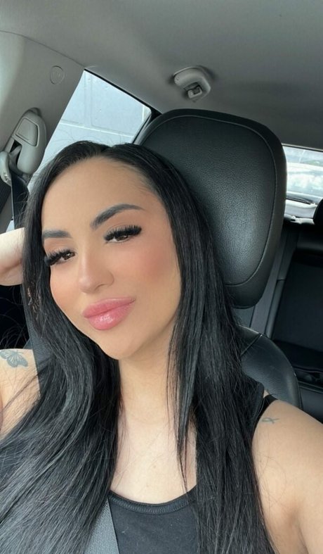 yourfutureexwifey model nice image