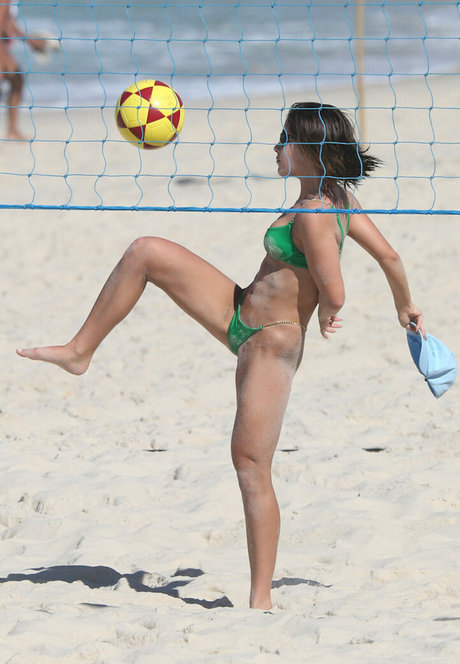 Jade Picon model nude photos