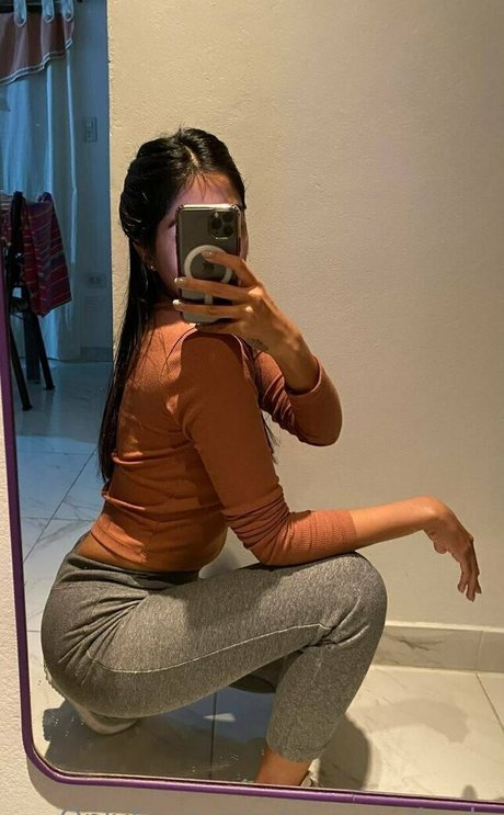 queen charly model perfect galleries