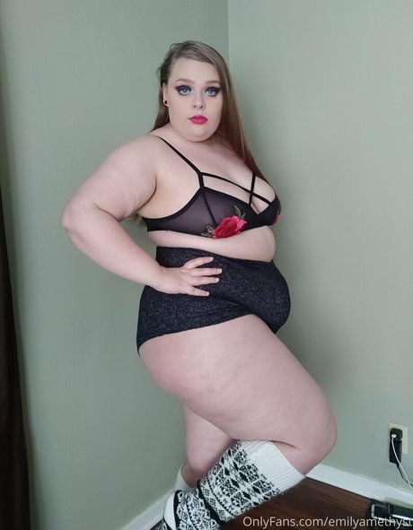 phoebegoth pornstar nudes pic