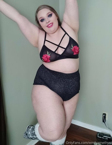 phoebegoth star perfect photo