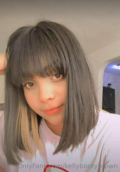 kellybootybrown naked model pics