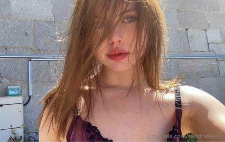 sandrateeny pornographic actress pictures
