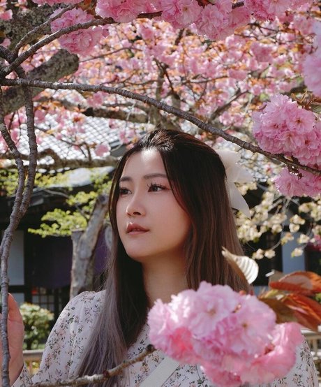 lily275 pretty model pic