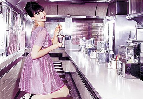 Gizzi Erskine pornstar high quality picture