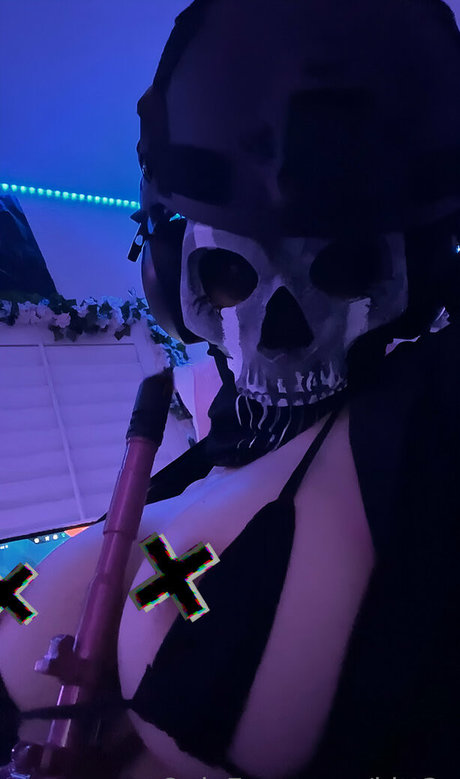 kltt3y art model img