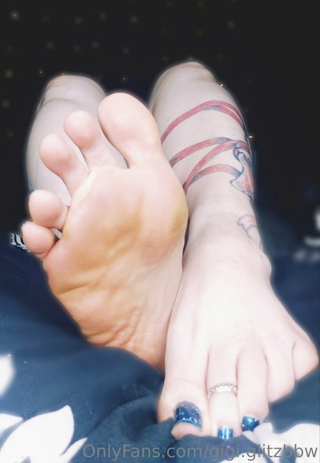 gigi glitzbbw sexy star photos