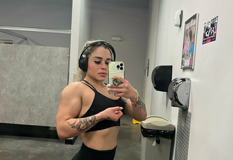 fitbadonkfree art actress galleries